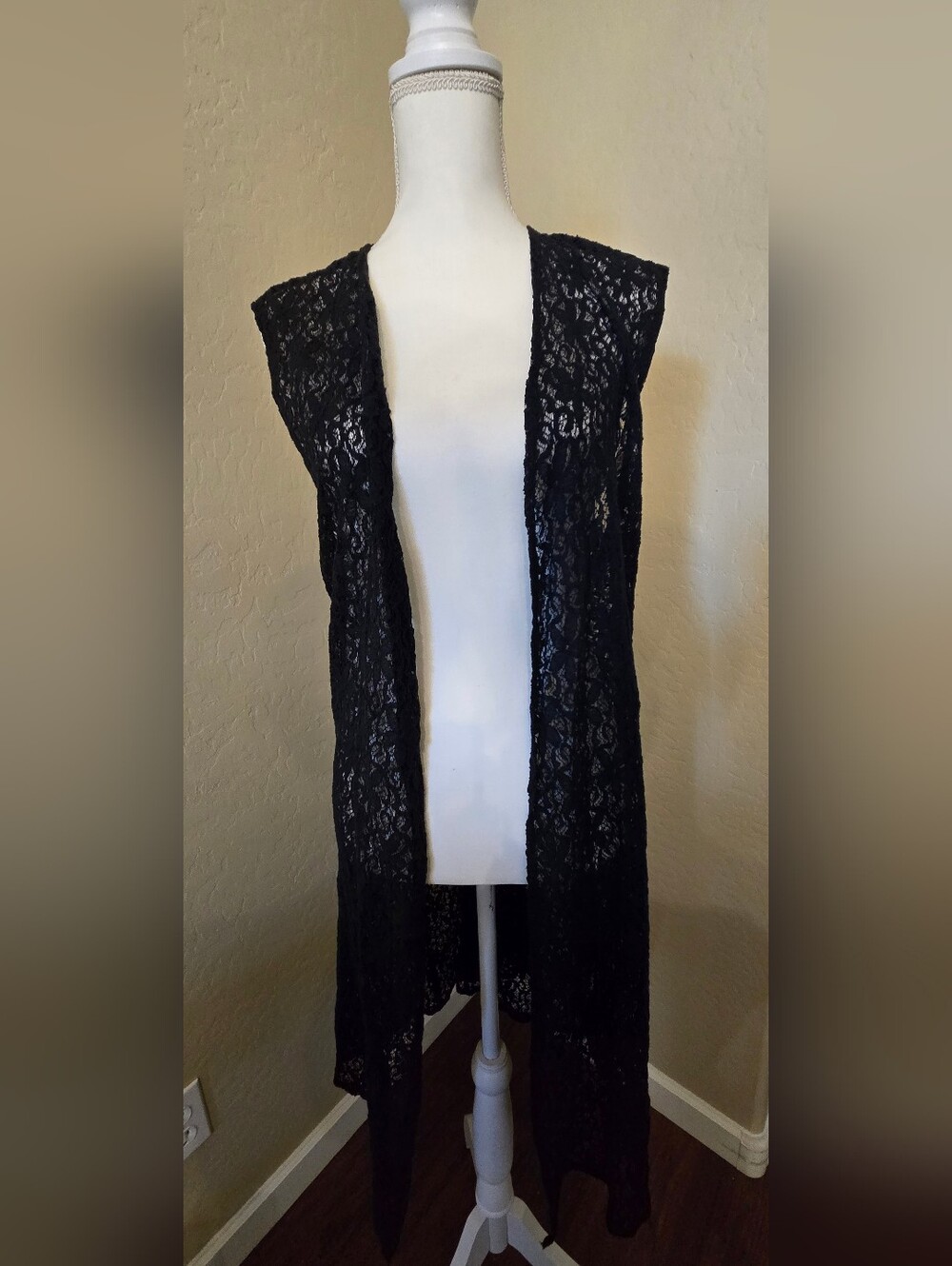 Black Lace Open-Front Maxi Length Women's Vest